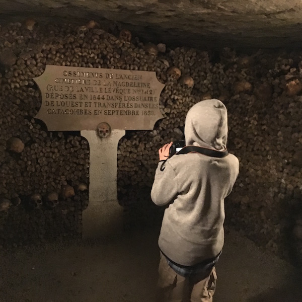 paris-catacombs
