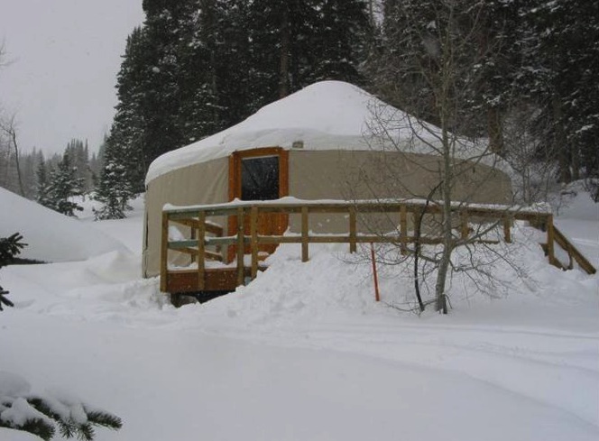 camping-in-winter