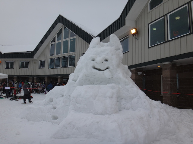 hoodoo-snow-sculpture