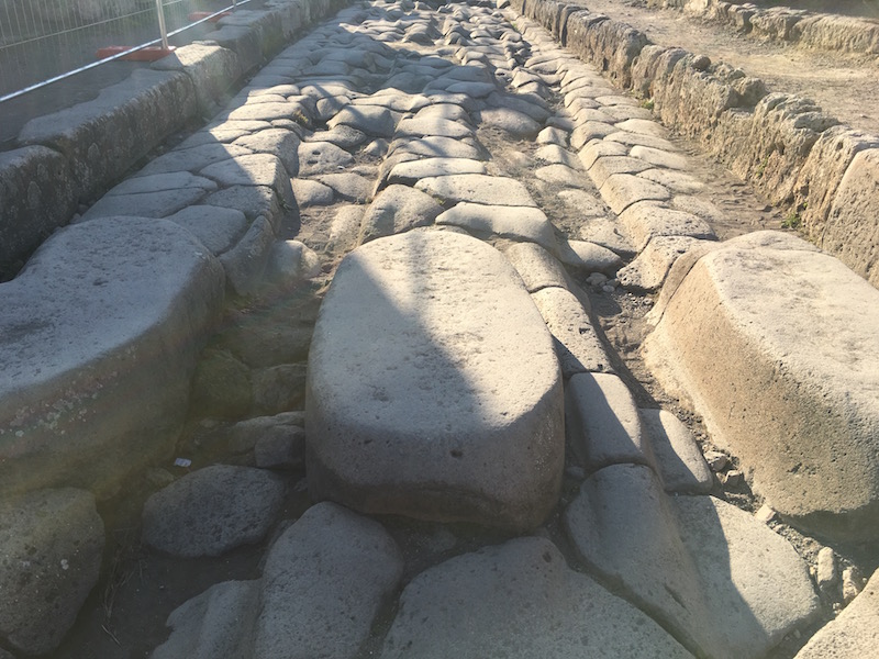 pompeii-ruins