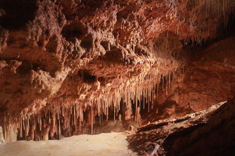 bridal-cave